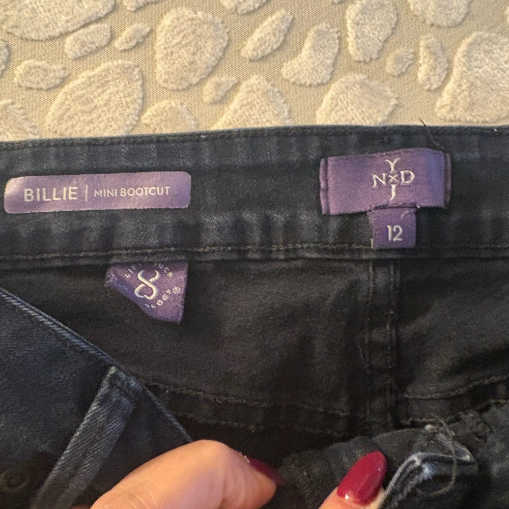 NYDJ Women's Billy bootcut Leg Jeans - Picture 2 of 2